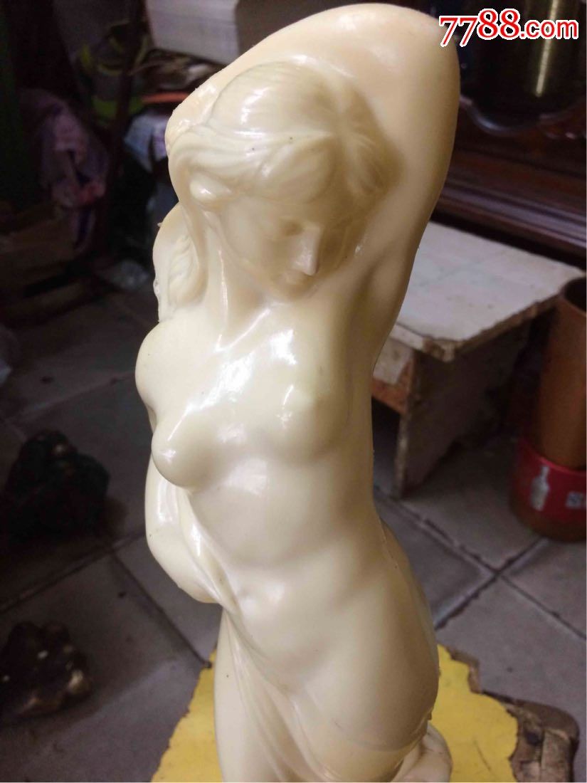 美女塑像