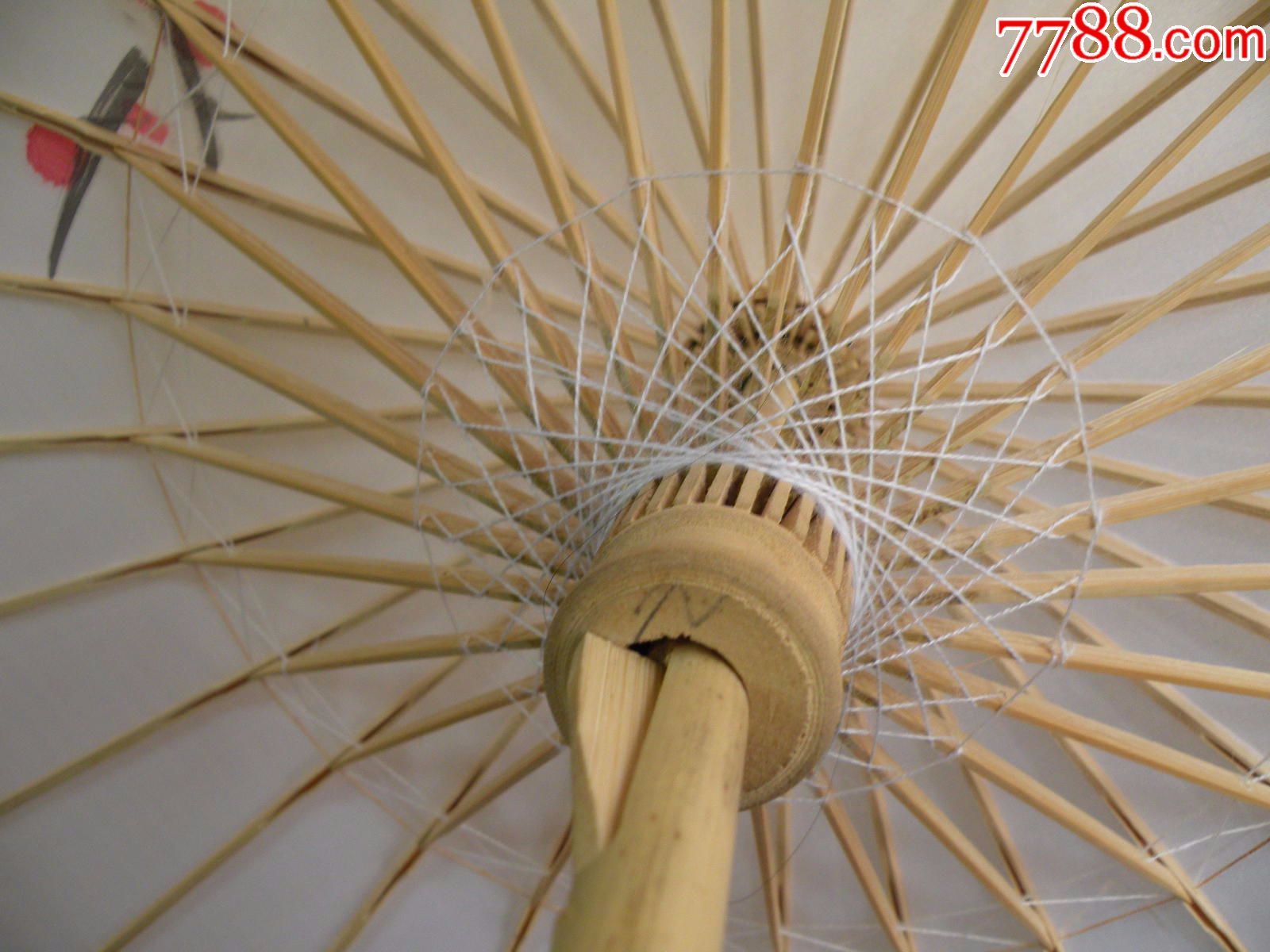 80年代手工制作的绢布伞竹子骨架