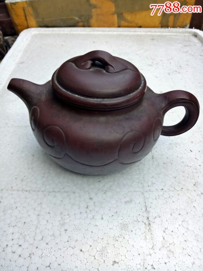 "景记"顾景舟"款,老旧紫砂壶,品相如图