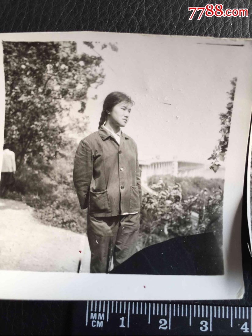 文革长辫女知青照片一组3张合拍
