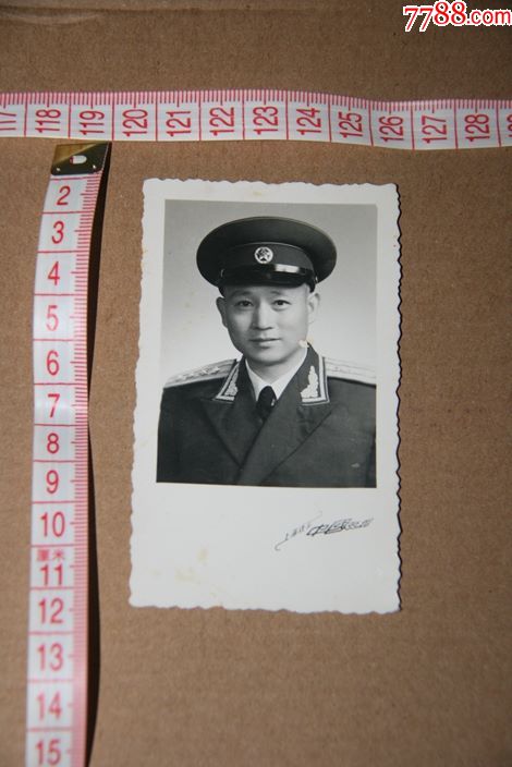 55年大校礼服军装(55年授衔照)