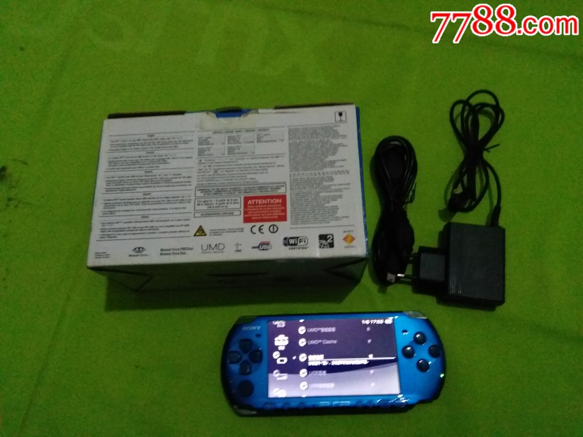 索尼psp3000游戏机