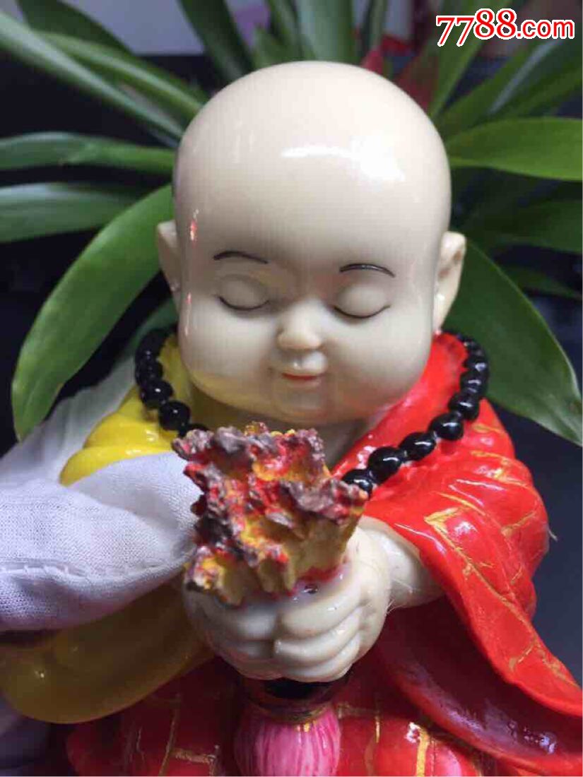 一座《祈福小和尚》