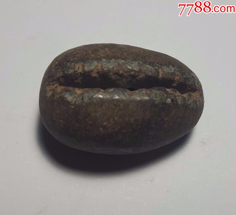 十分少见的石币