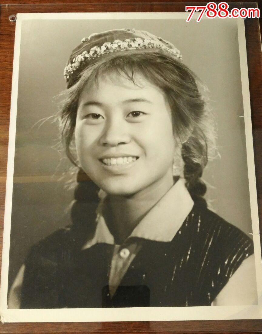 大辫子美女(10寸)