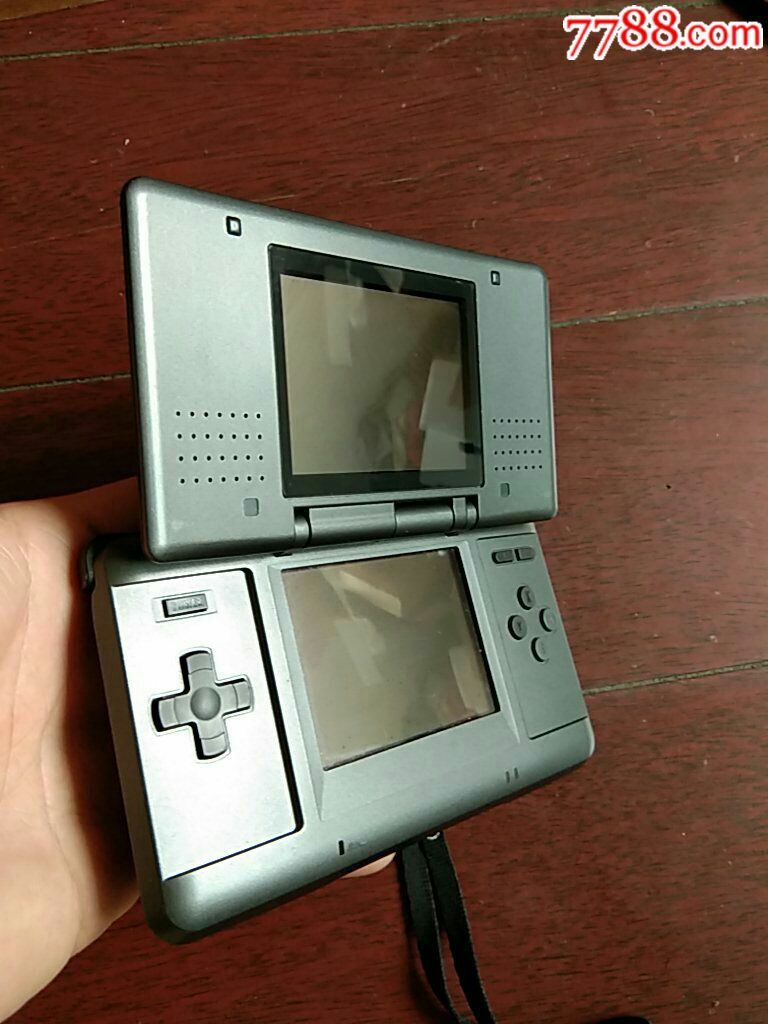 游戏机翻盖双屏