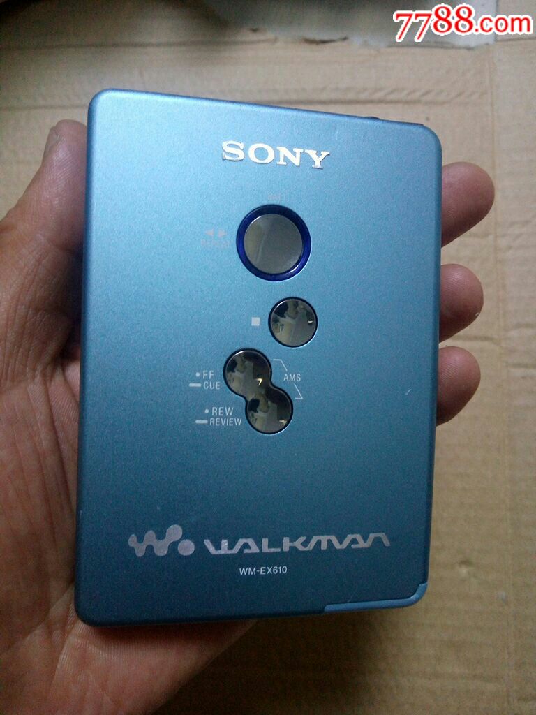 sonywm-ex610超薄随身听一台,裸机无其他任何附件!