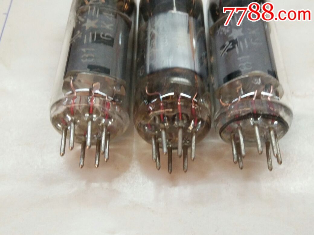 北京牌电子管三个