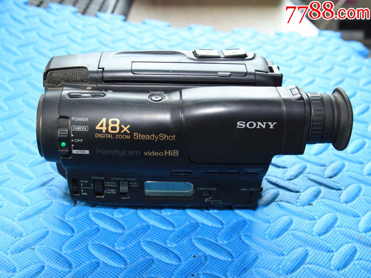 索尼sonyCCD-TR750E数码摄像机