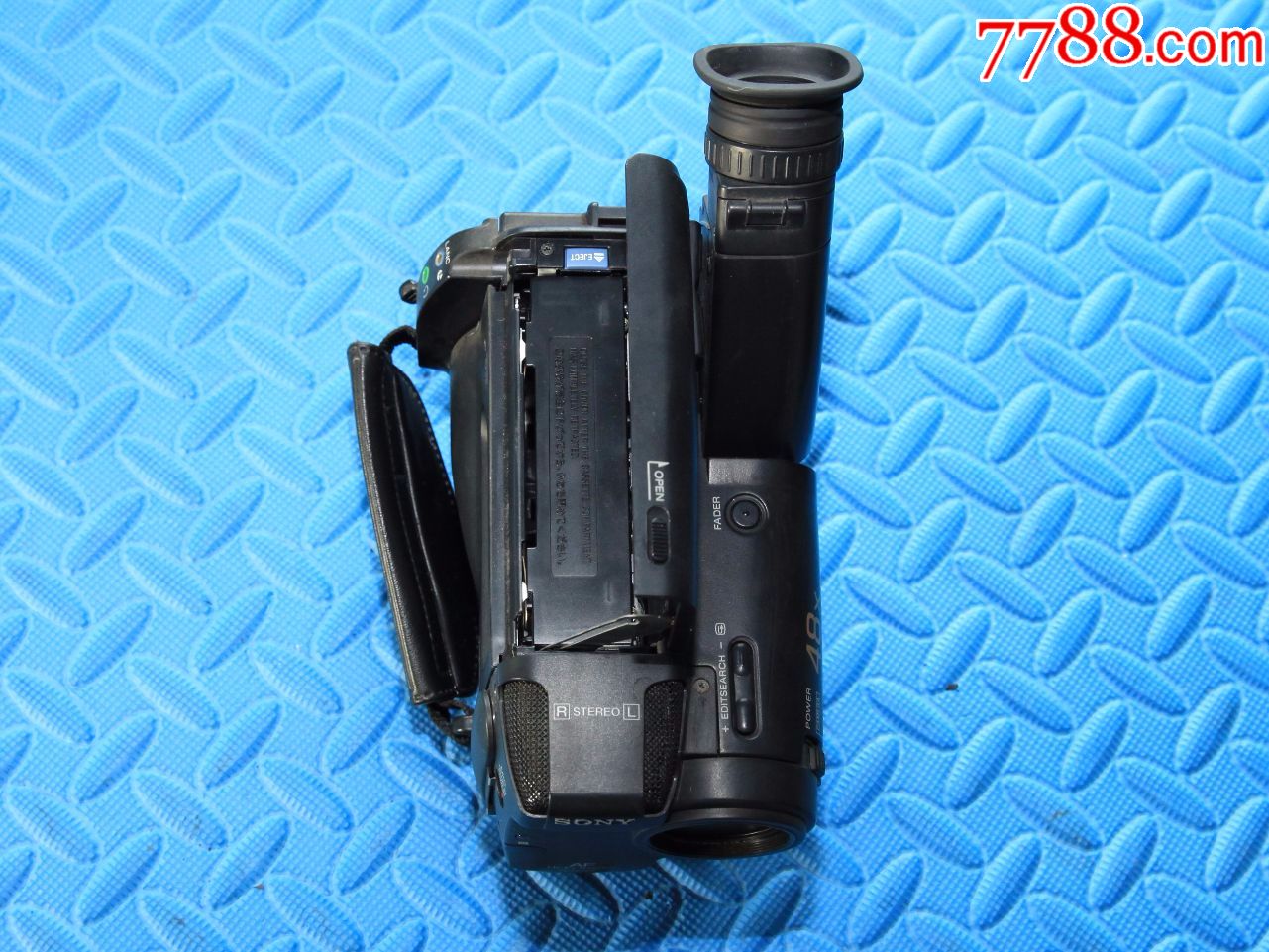 索尼sonyCCD-TR750E数码摄像机