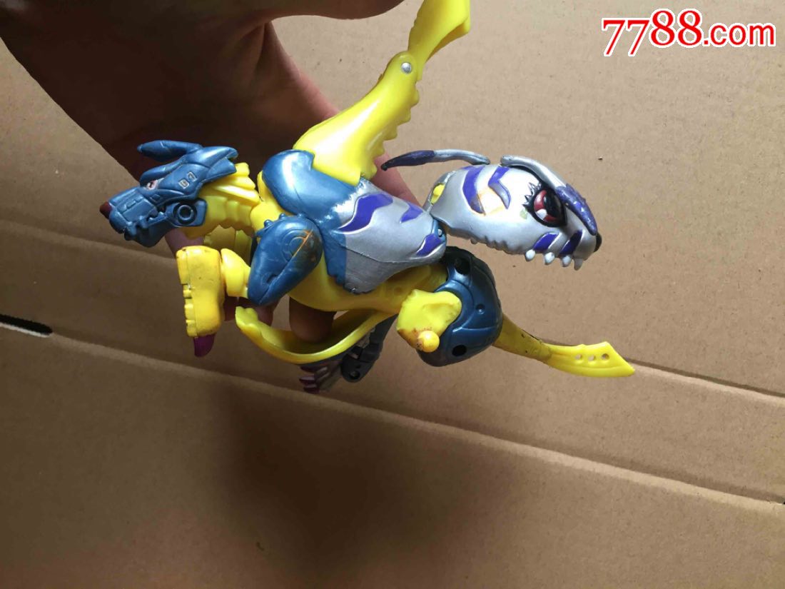 数码宝贝变形玩具系列_奥特蛋玩具变形视频_变形金刚4玩具变形视频