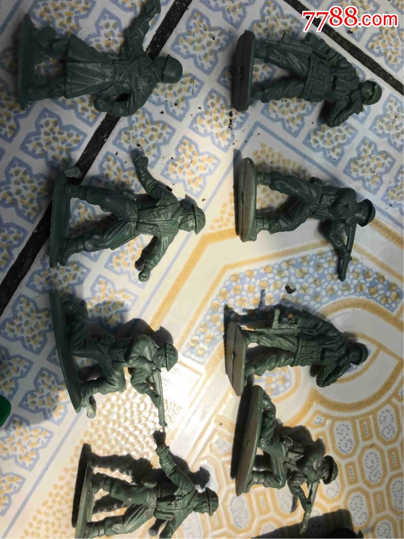 玩具兵人一堆