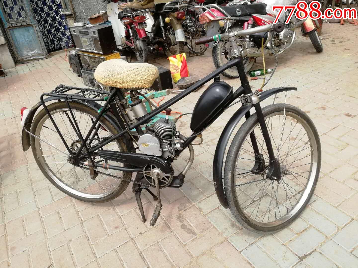 苏联德四摩托车
