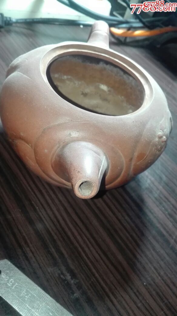 鱼化龙紫砂壶龙舌头没有了