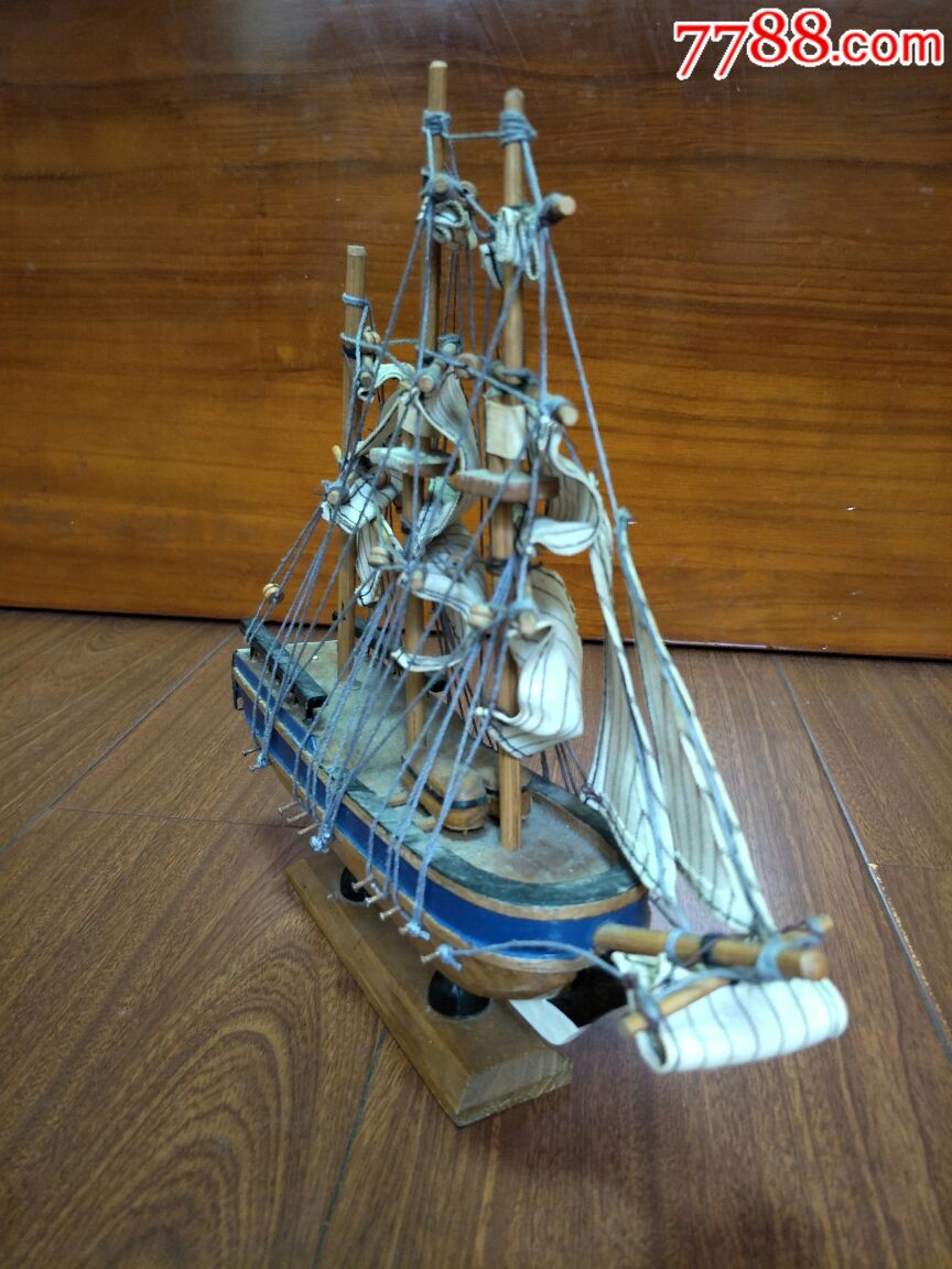 七八十年代手工制作的帆船模型