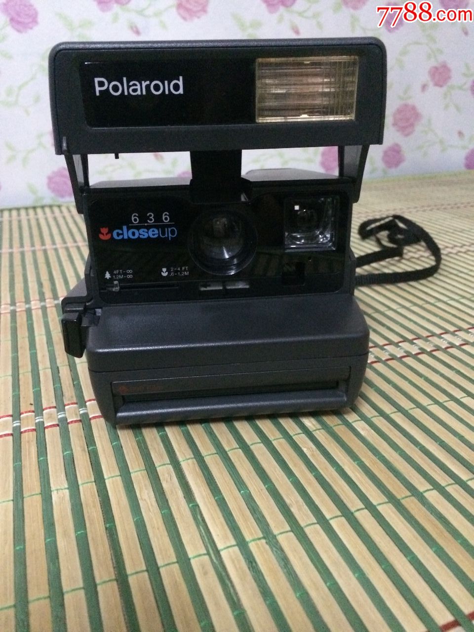 一台宝丽来polaroid拍立得636一次成像相机
