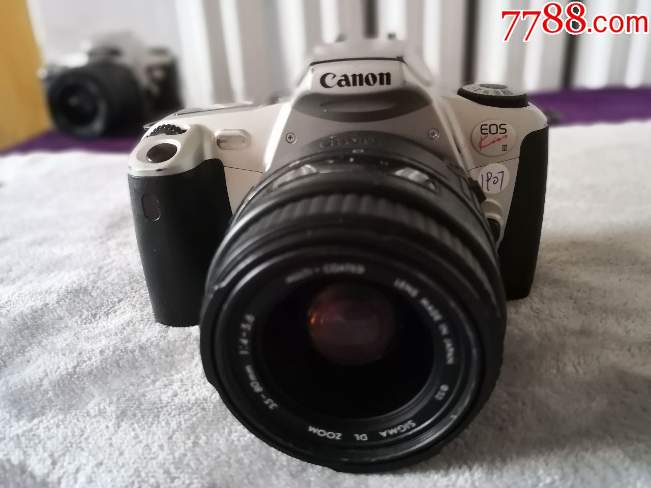 佳能eoskiss3适马35-80mm4-5.6套机_第1张