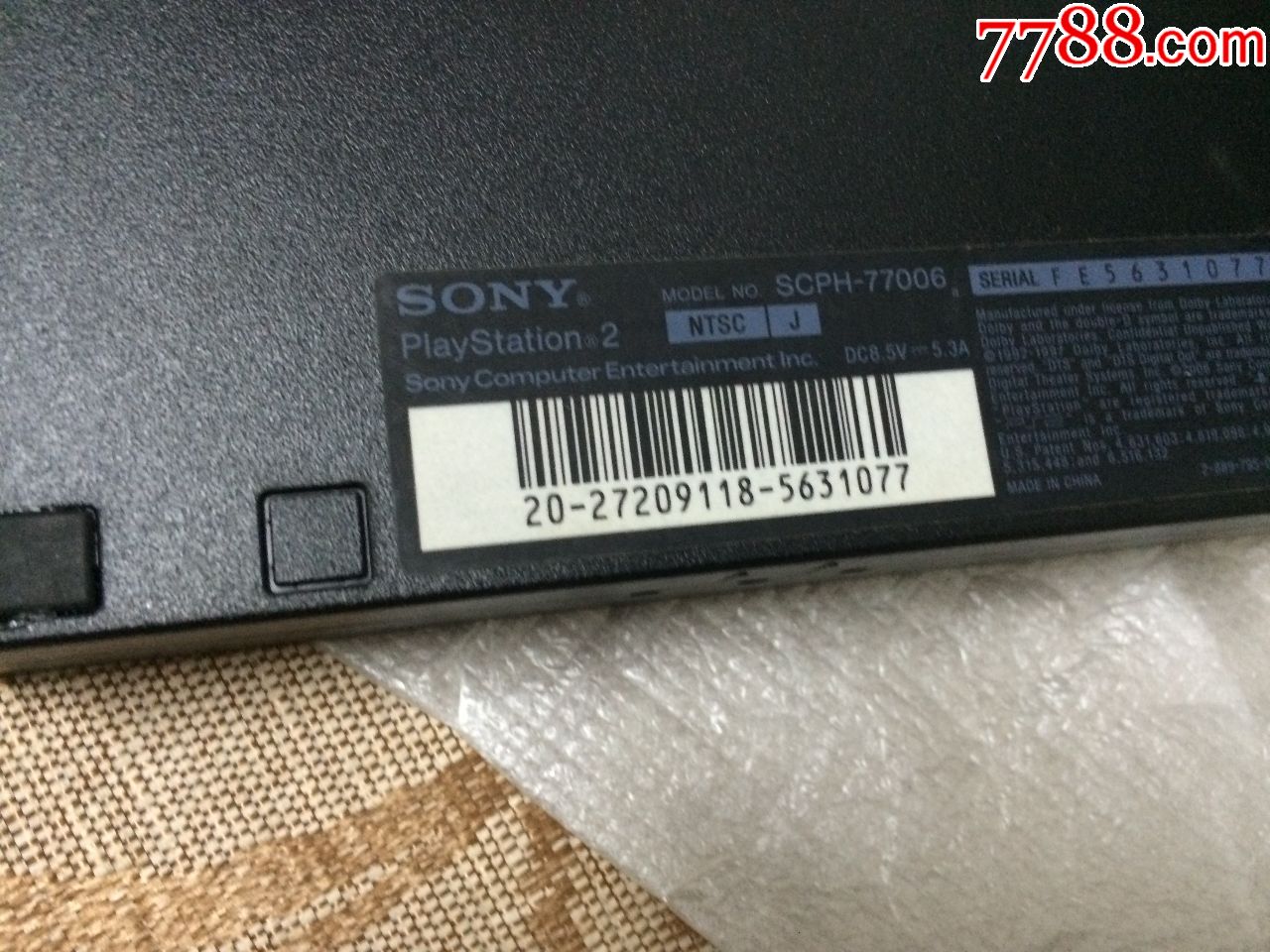 一台带纸箱Sony索尼PS-2薄机型电视游戏机,3
