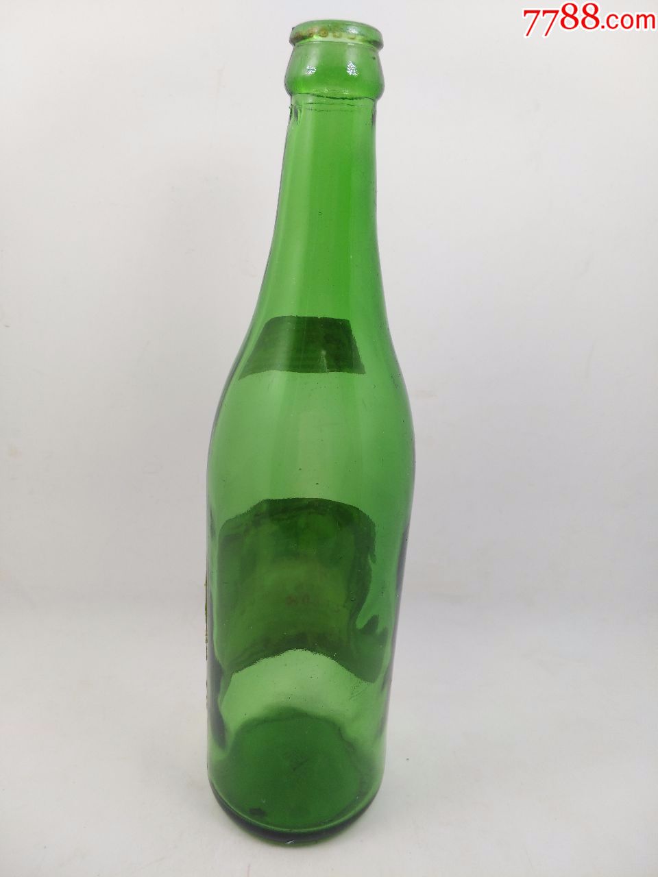 无盖绿瓶玻璃汾酒空瓶,酒标稍有破损