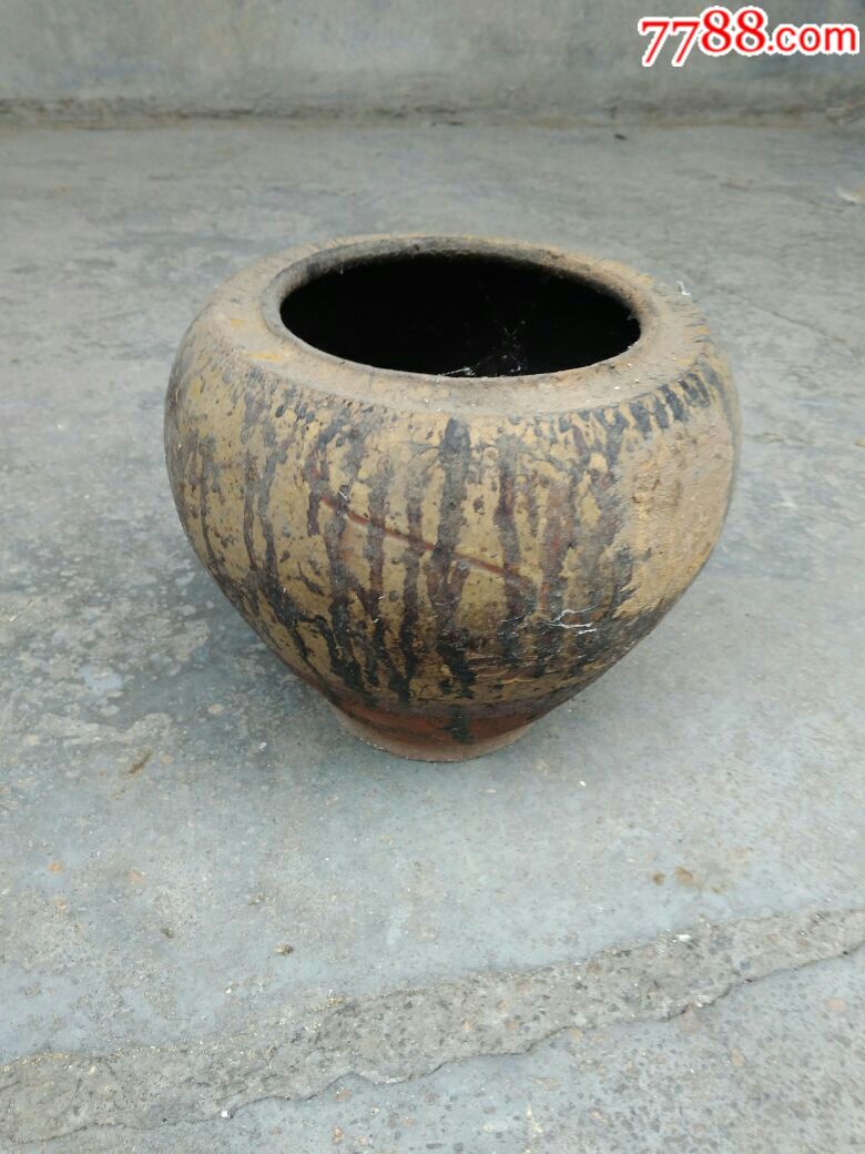特殊造型的老古董陶罐一个_价格11元_第1张