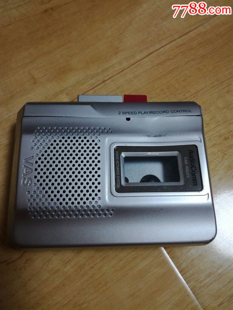 小型录音机