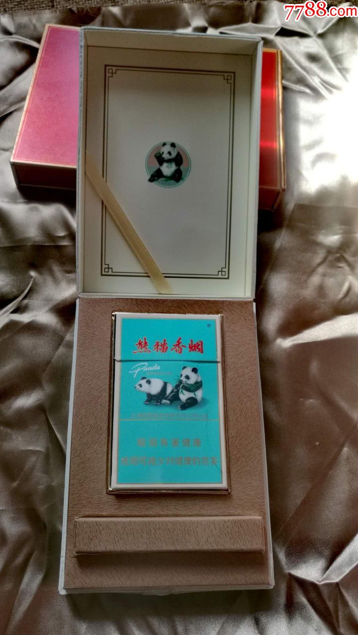 熊猫礼盒(非卖品)