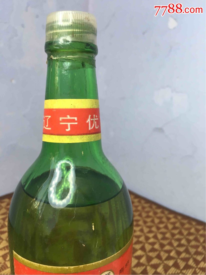 辽宁名优:辽阳千山酒厂粮食酒(1985年60度500ml)