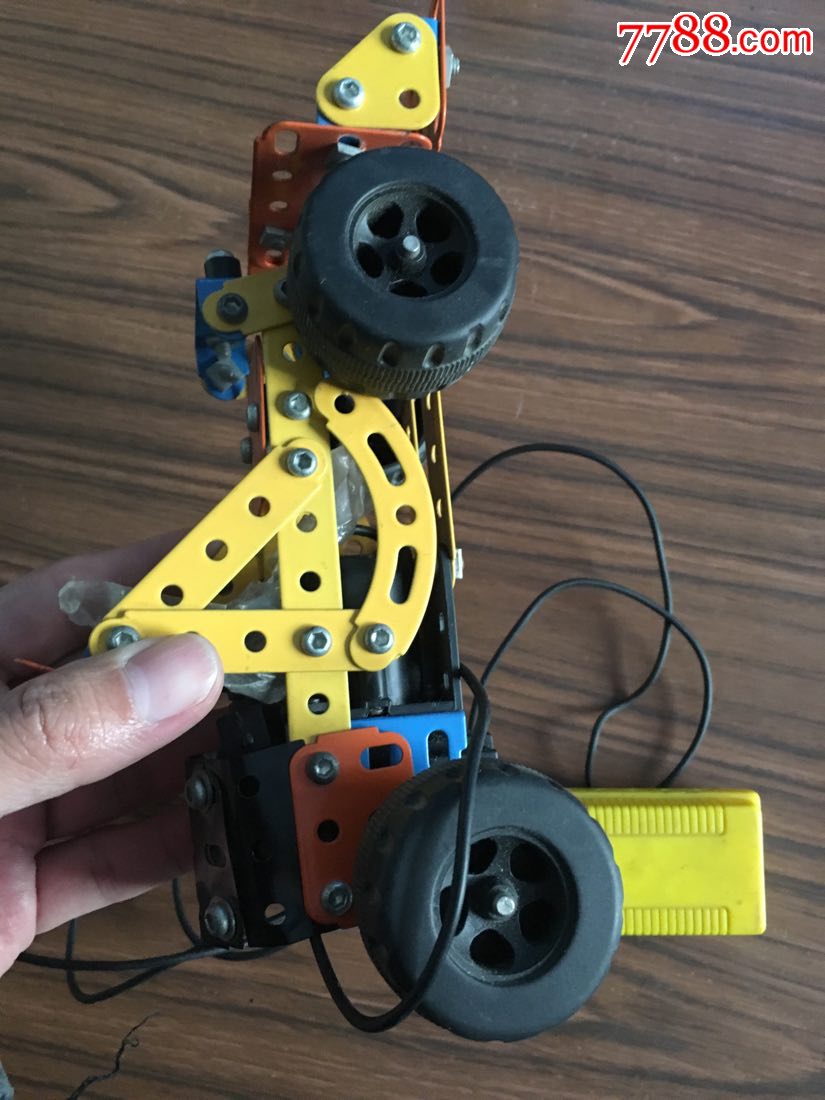 铁片拼装玩具铲车建造模型带遥控radioshack