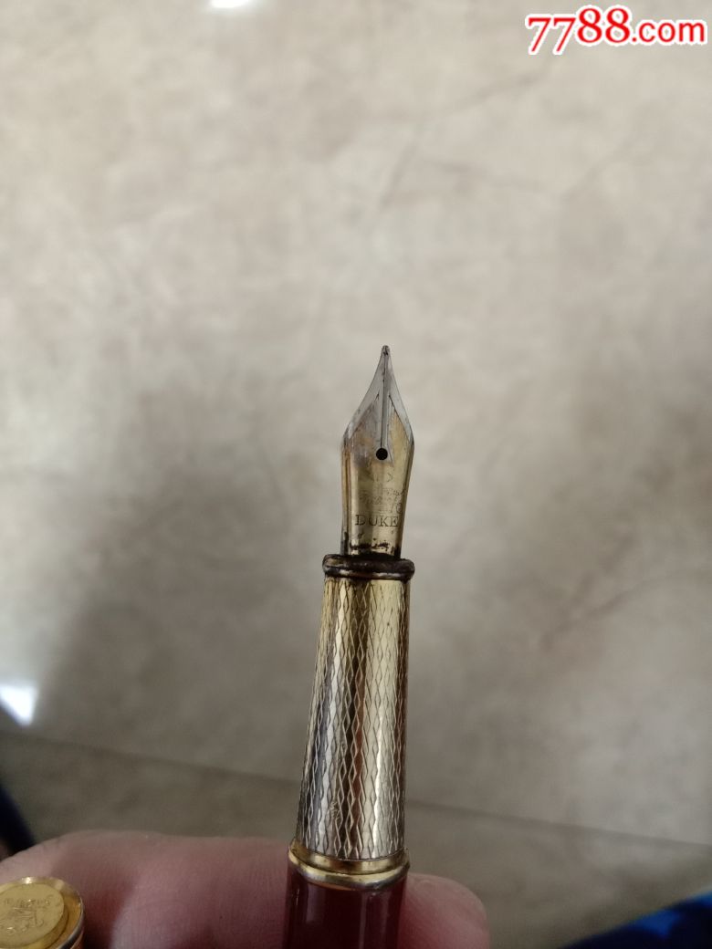 皇冠钢笔