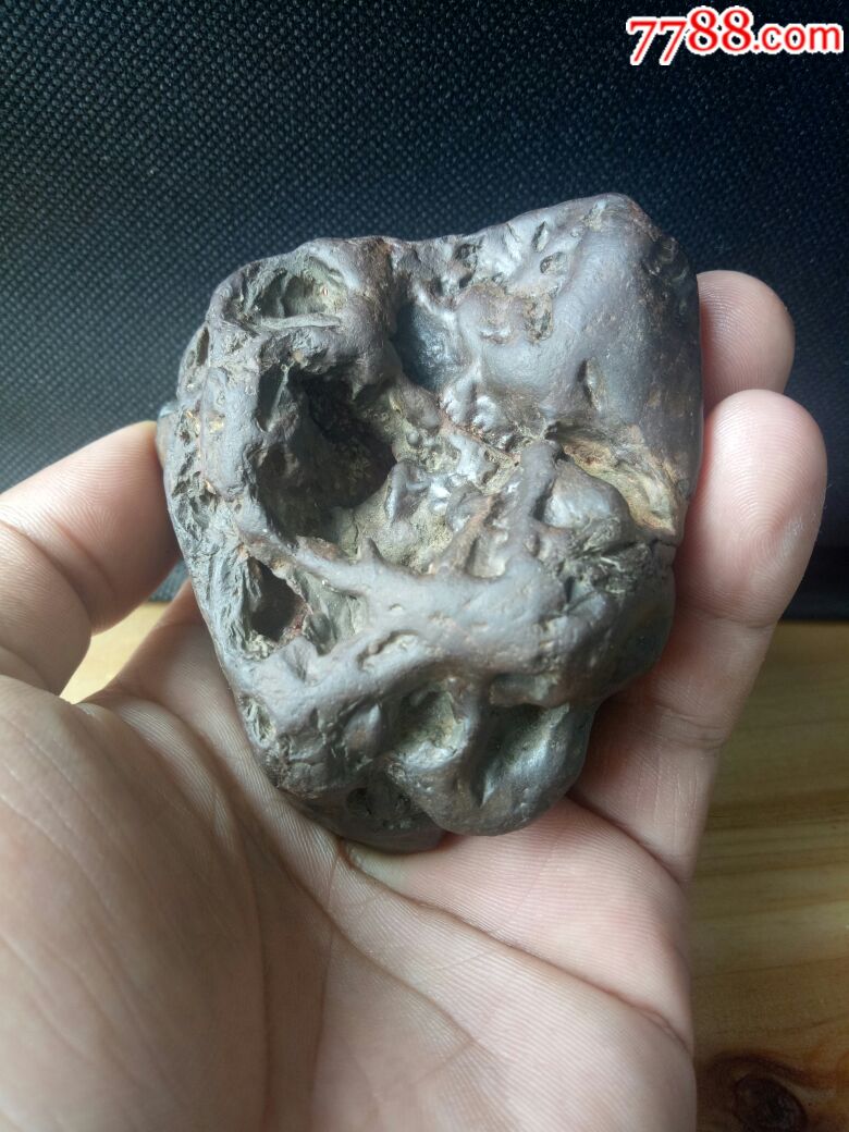 月亮石陨石(无磁)