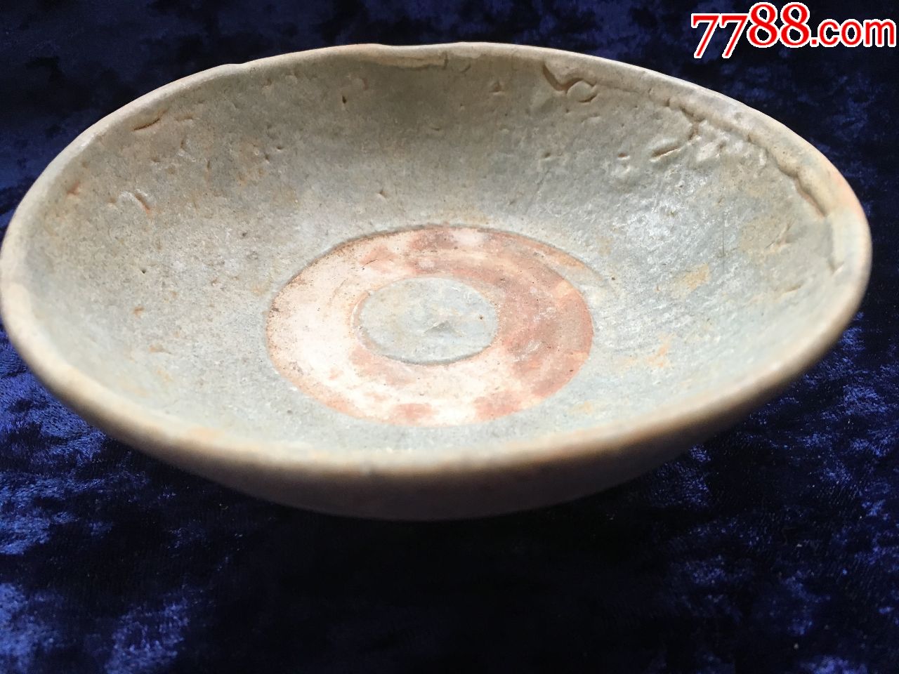 宋代时期豆青釉碗生坑