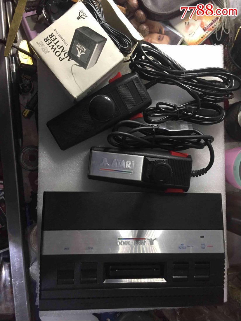 雅达利(atari)cx-2600游戏机(台湾产)