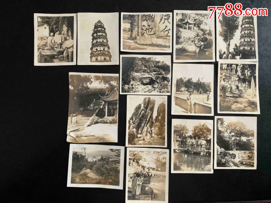 民国苏州老照片:青年们门口合影虎丘塔,虎丘山,天平山,等游玩时