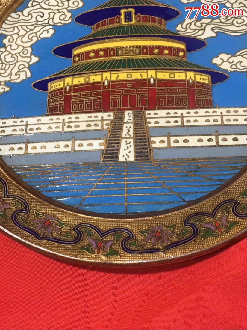 掐丝珐琅彩天坛工艺摆件