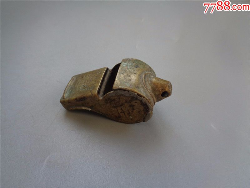中国广州制作的老铜哨子