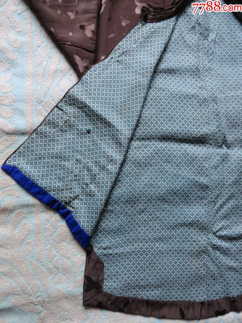 女式老大襟衣服(尺寸:衣服长67cm、胸围44cm