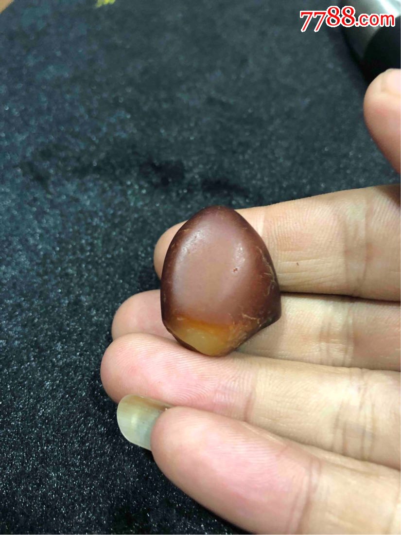 和田枣红皮.黄玉