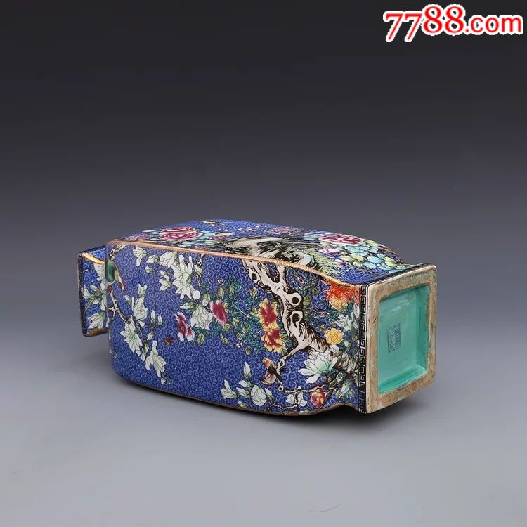 大清雍正年制珐琅彩描金六方花鸟天球瓶