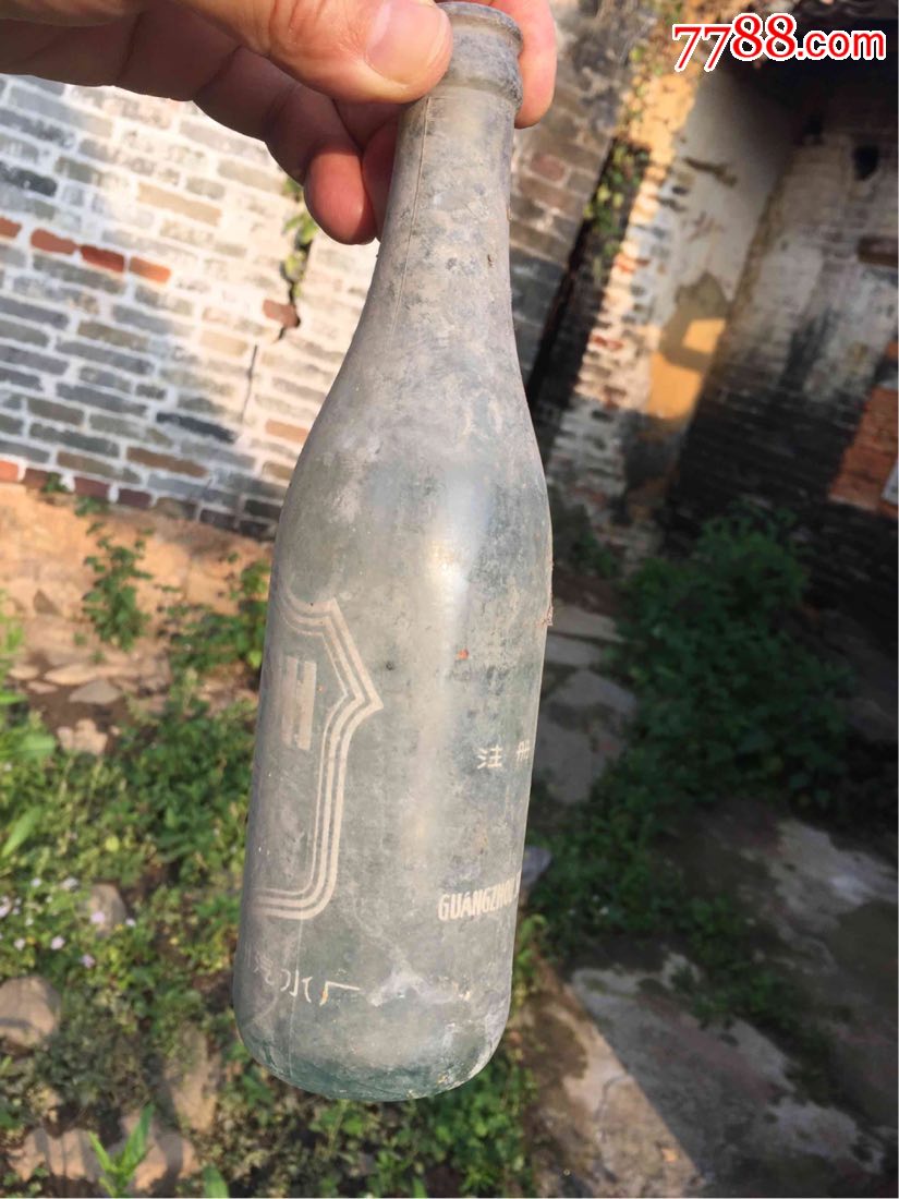 广州亚洲汽水厂红星牌汽水瓶