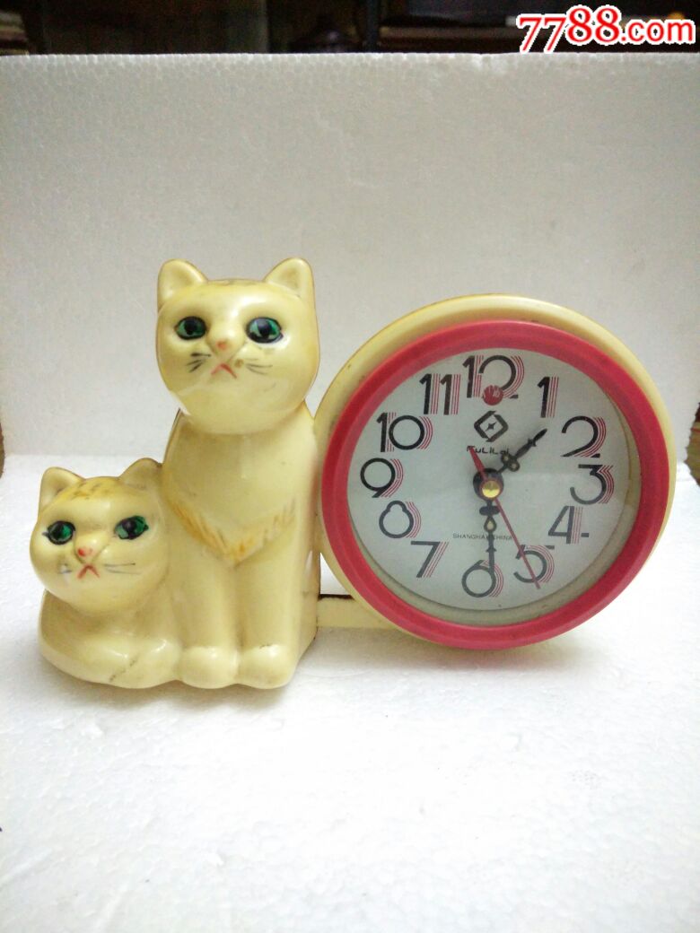 文革生产小猫闹钟