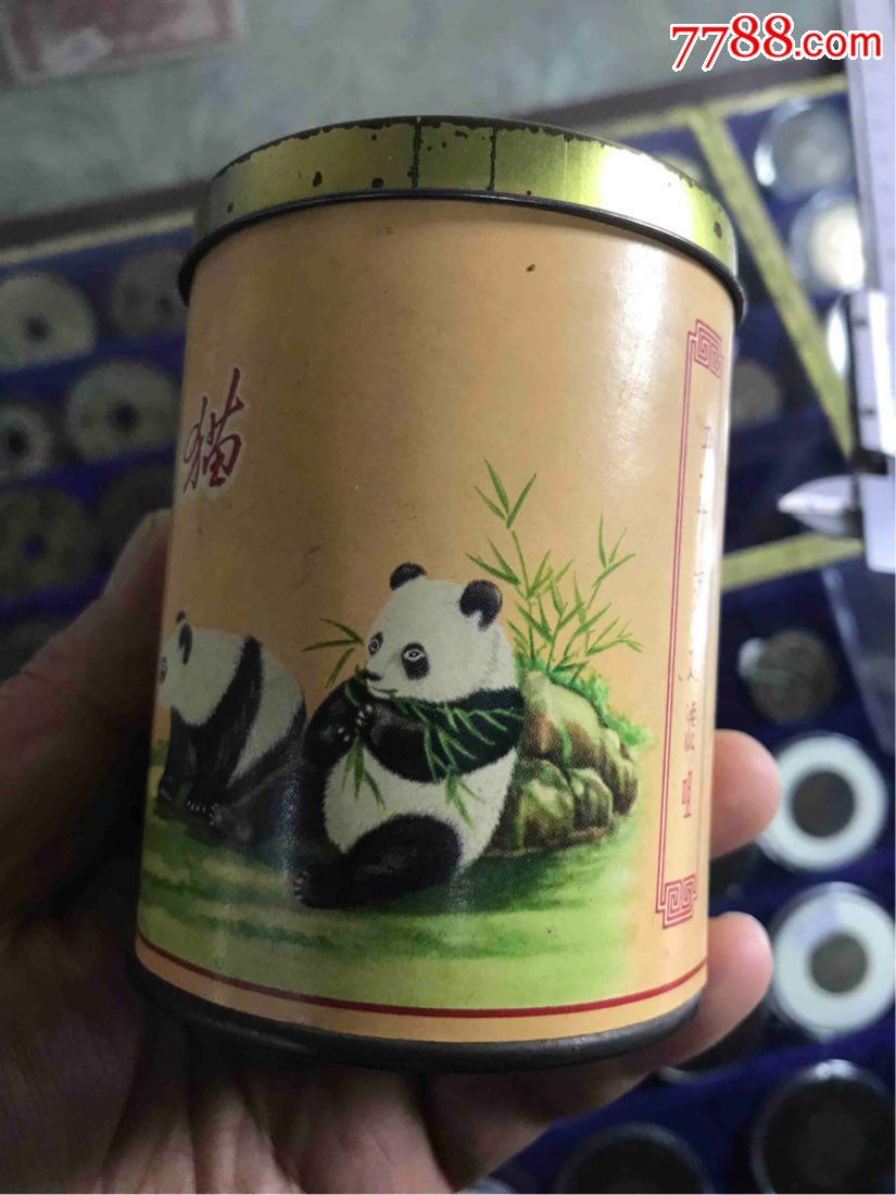 熊猫香烟听盒