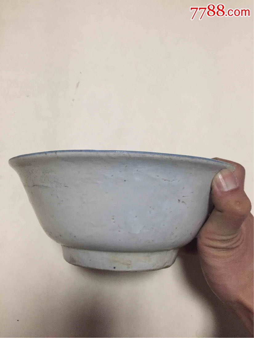 粗瓷碗一个
