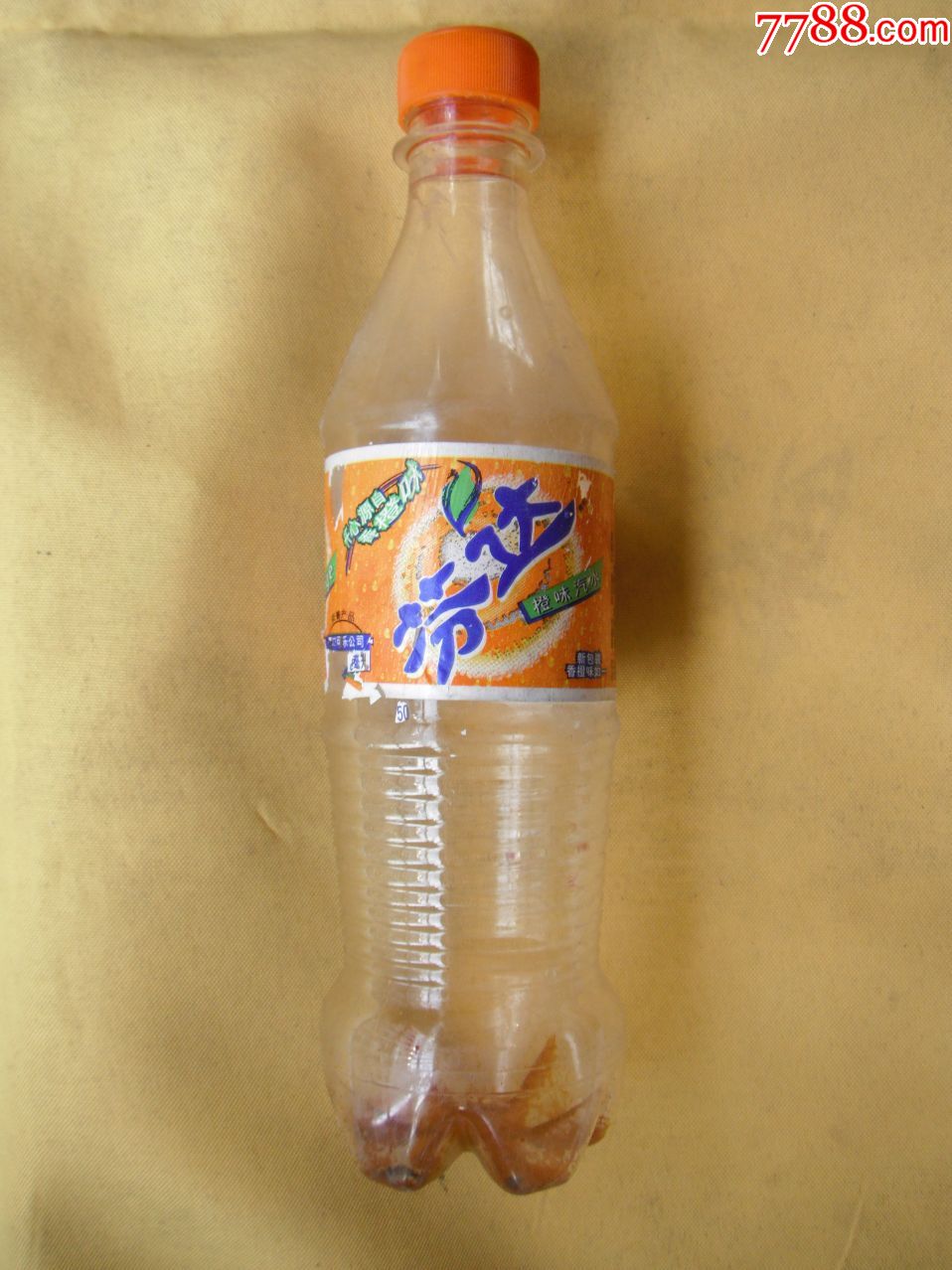 2001年芬达汽水瓶