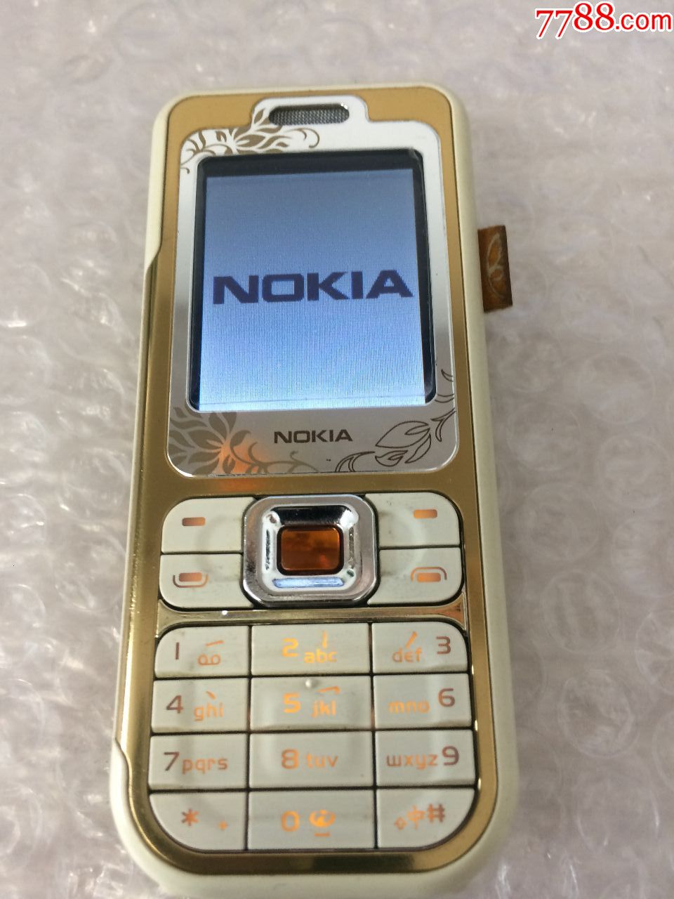 一个经典收藏限量诺基亚nokia,7360手机.