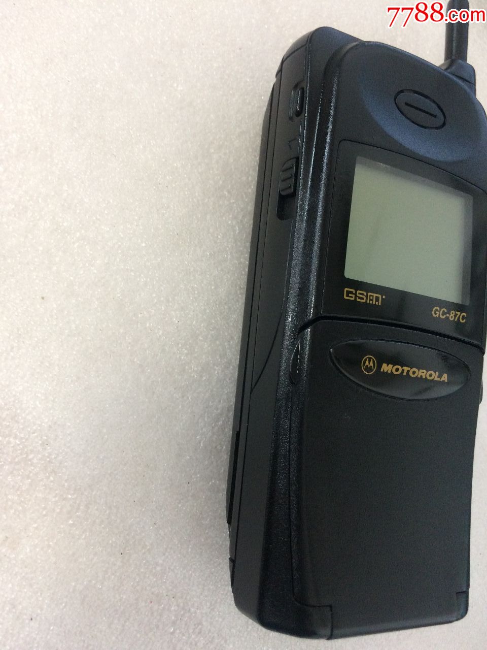 一台经典收藏摩托罗拉motorola,gc-87c老式手机