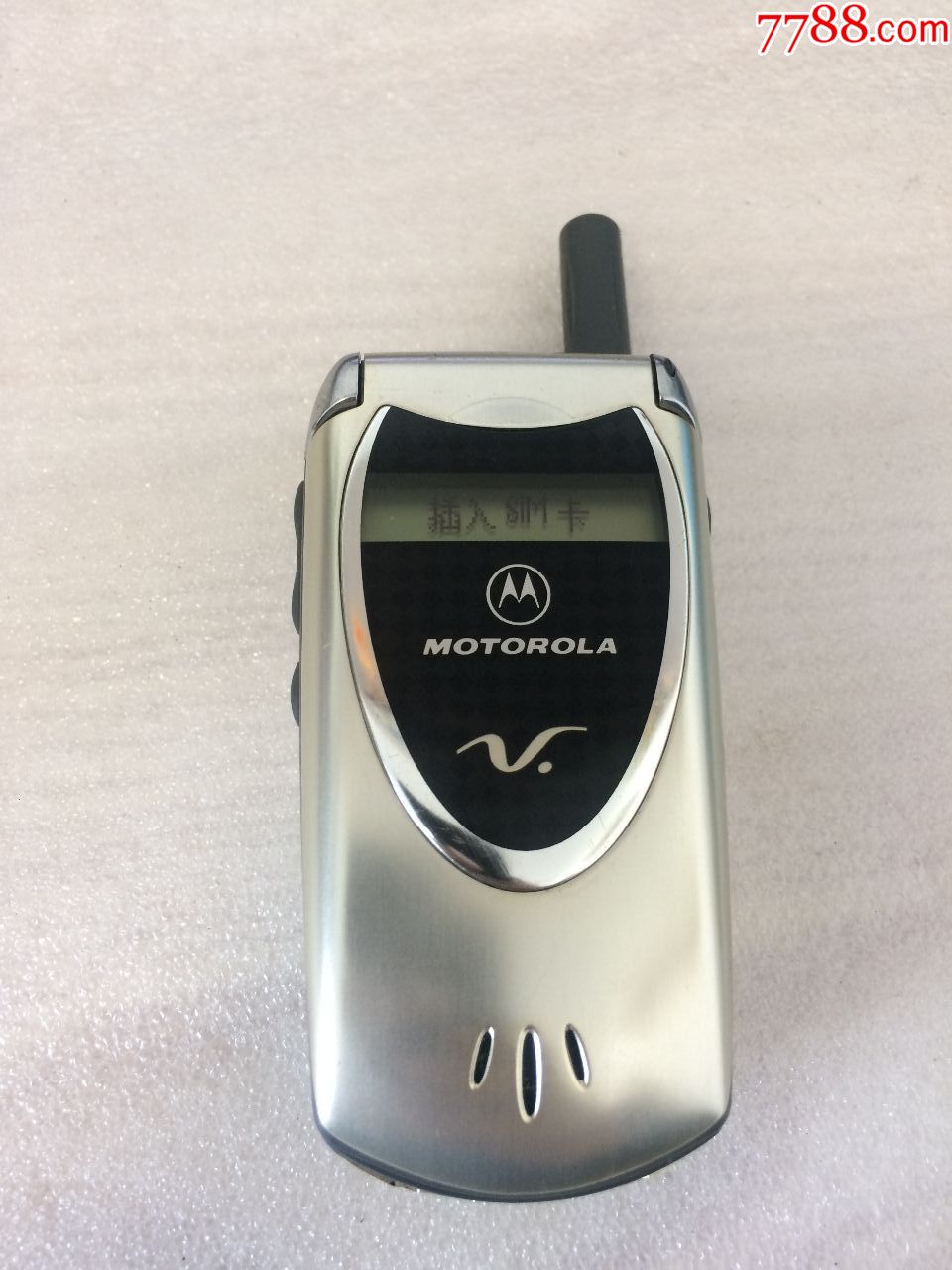 一台经典收藏摩托罗拉motorola,v60gprs翻盖手机