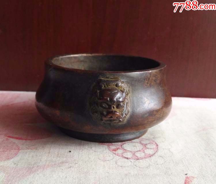 狮耳紫铜香炉