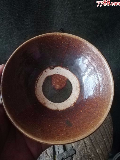 酱釉碗
