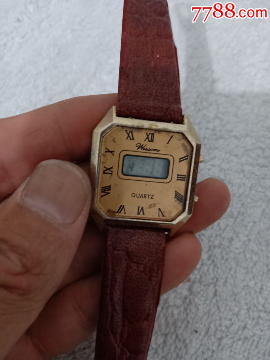 老式电子手表.
