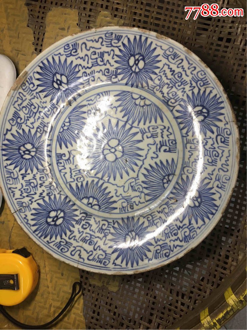 清朝特大菊花盘子一只